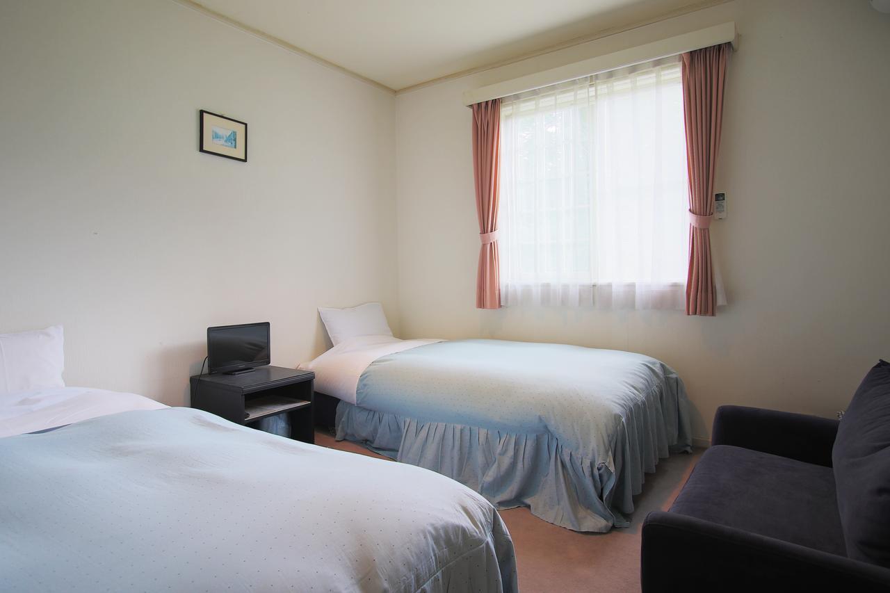Mt Fuji B&B Pension Le Lagon Yamanakako Exterior photo