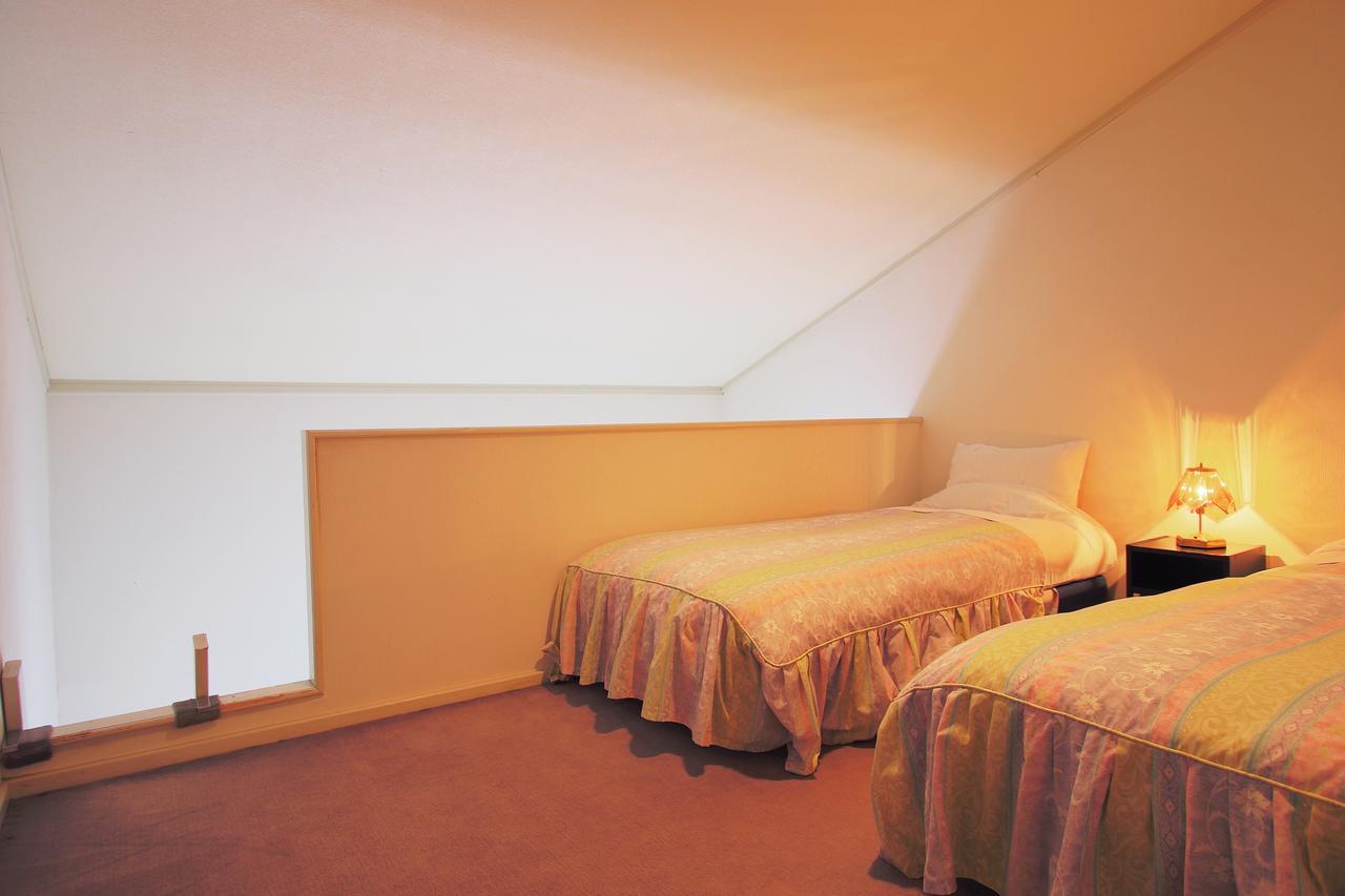 Mt Fuji B&B Pension Le Lagon Yamanakako Exterior photo